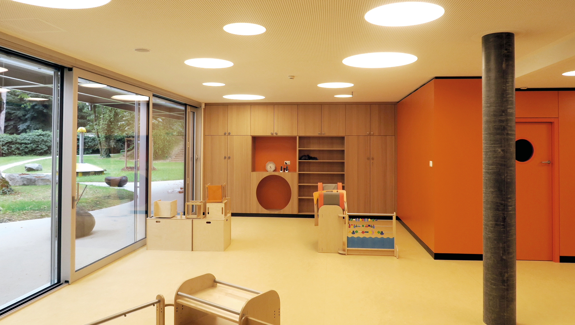 Eve Pinchat - Crèche & logements étudiants